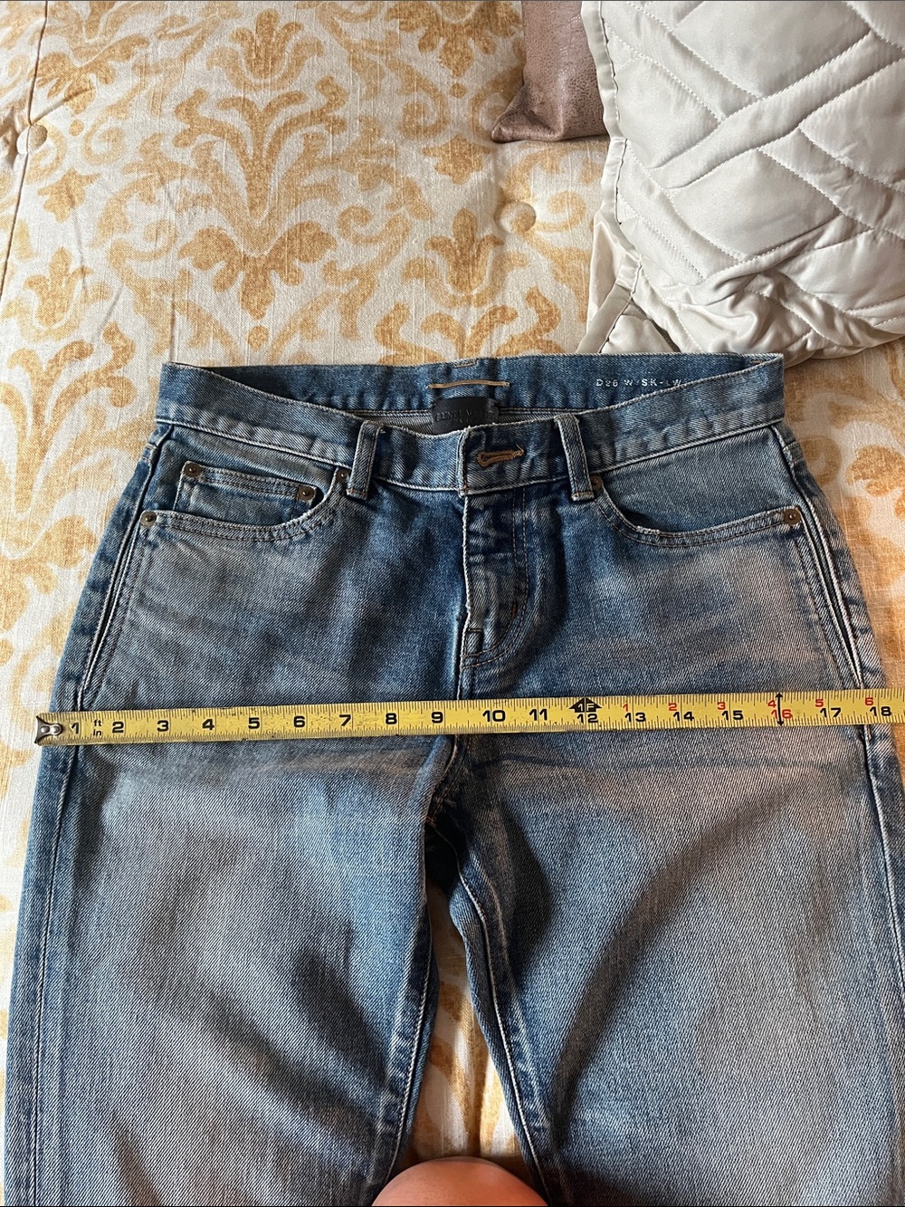 Saint Laurent High-Rise Straight Jeans in Blue – Size 27
Make me an offer! - Picture 8 of 9